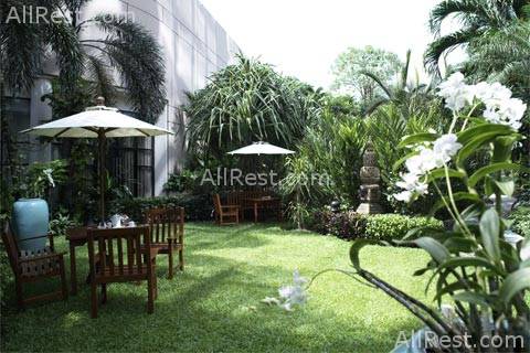 Emporium Suites Hotel 24